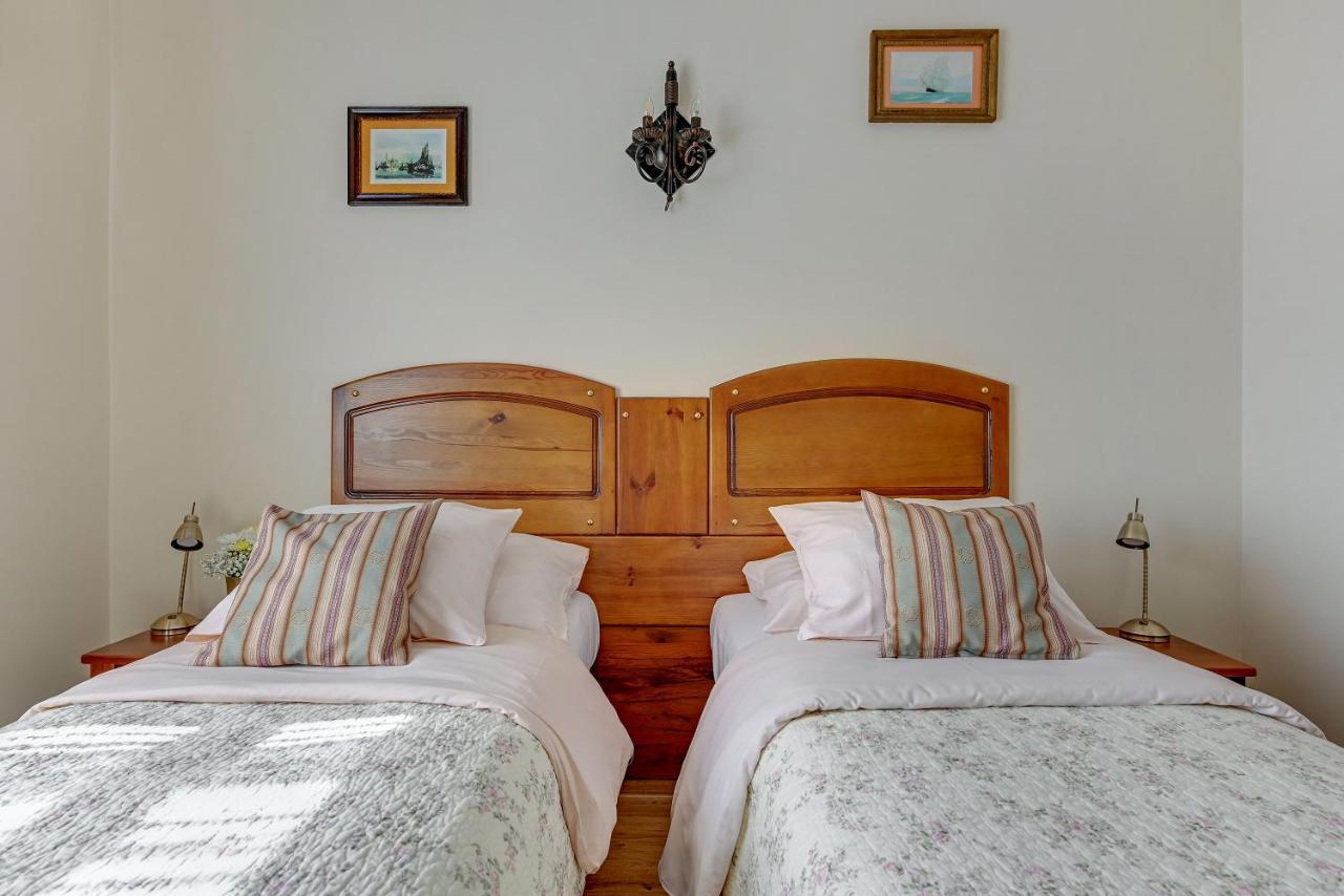 Villa & Restaurant Admiral Nelson Hel Bagian luar foto